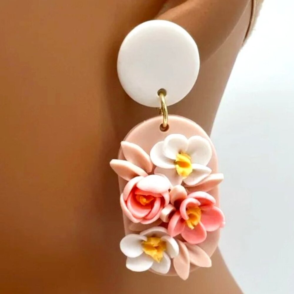 Brand New in Package  PINK PEACH CLAY FLORAL EARRINGS